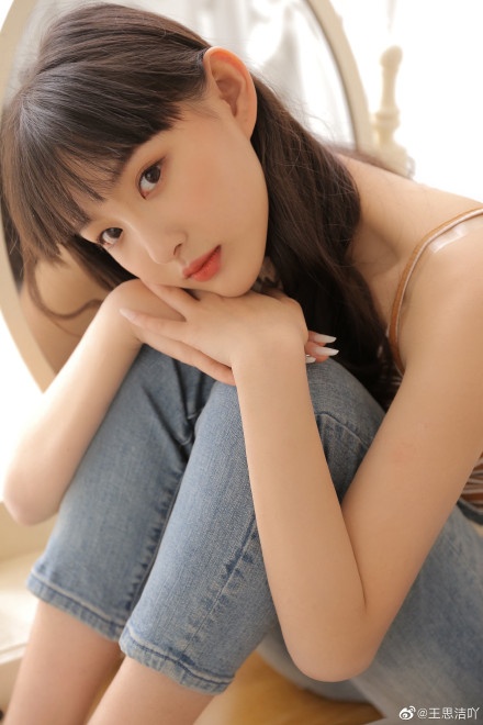 Nhan sac cua sinh vien Hoc vien dien anh Bac Kinh anh 10