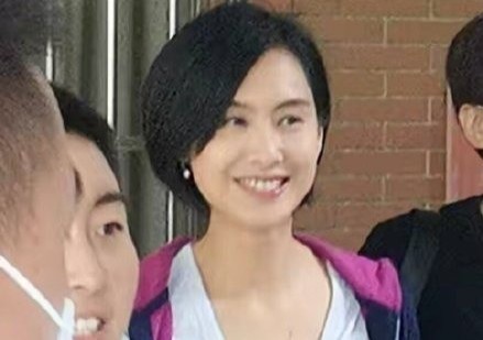 Nhan sac tuoi 49 cua Chu An hinh anh