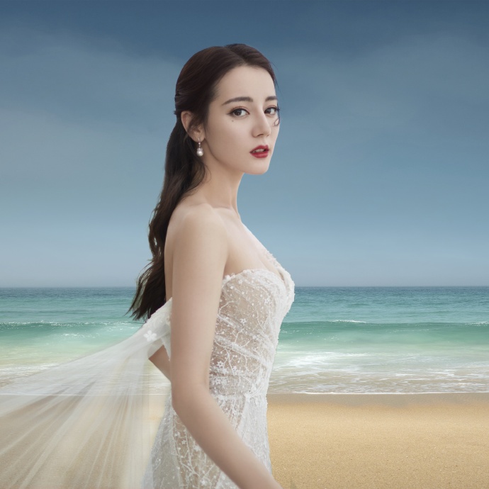 Dich Le Nhiet Ba va Ly Hien anh 1