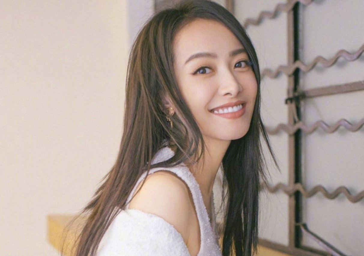 Tong Thien tro thanh Nu than Kim Ung 2020 hinh anh