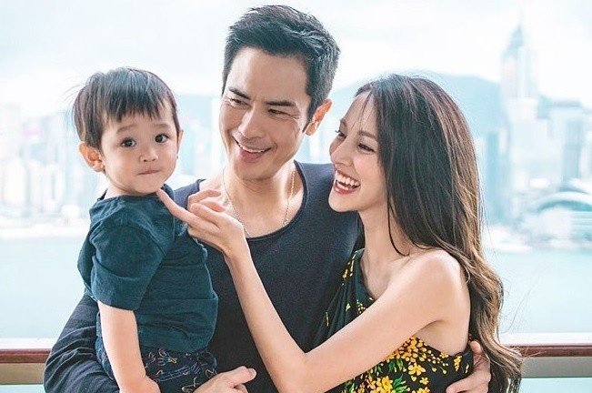 Hoa hau Tran Khai Lam tam ngung dong phim de cham con hinh anh