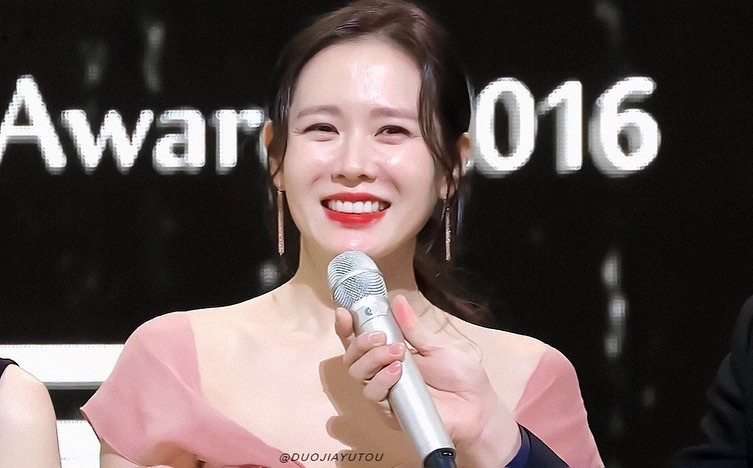 Anh chua chinh sua Song Hye Kyo va Son Ye Jin anh 7