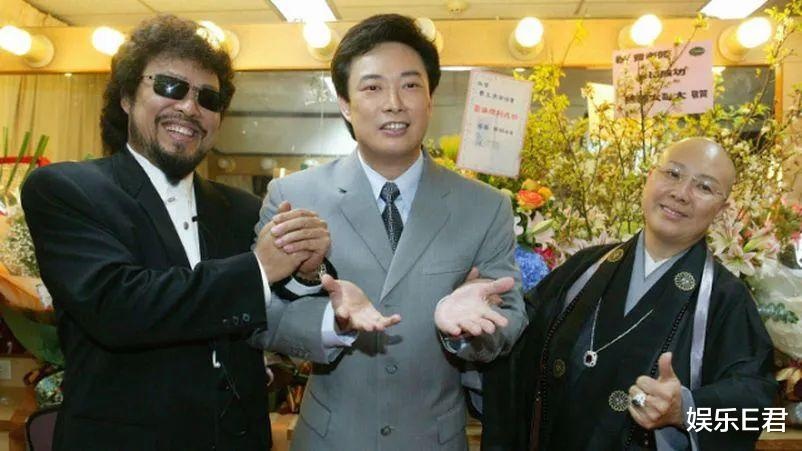 Sao Hoa ngu lao dao ganh no cho nguoi than anh 3