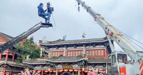 Cong ty phim anh o Hoanh Diem lam canh no nan hinh anh