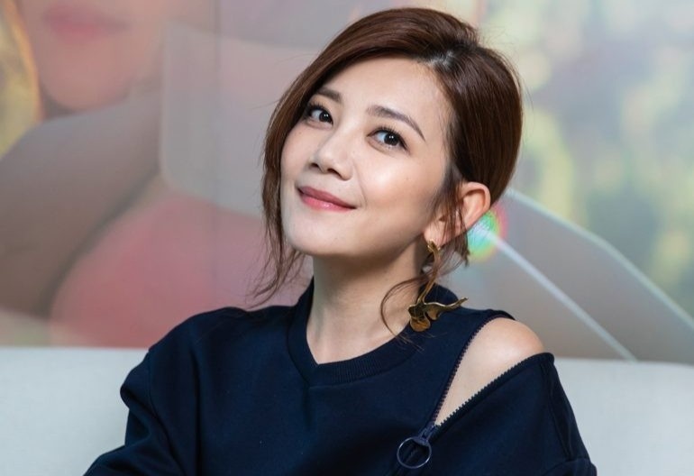 Luong Tinh Nhu hen ho dai gia hinh anh