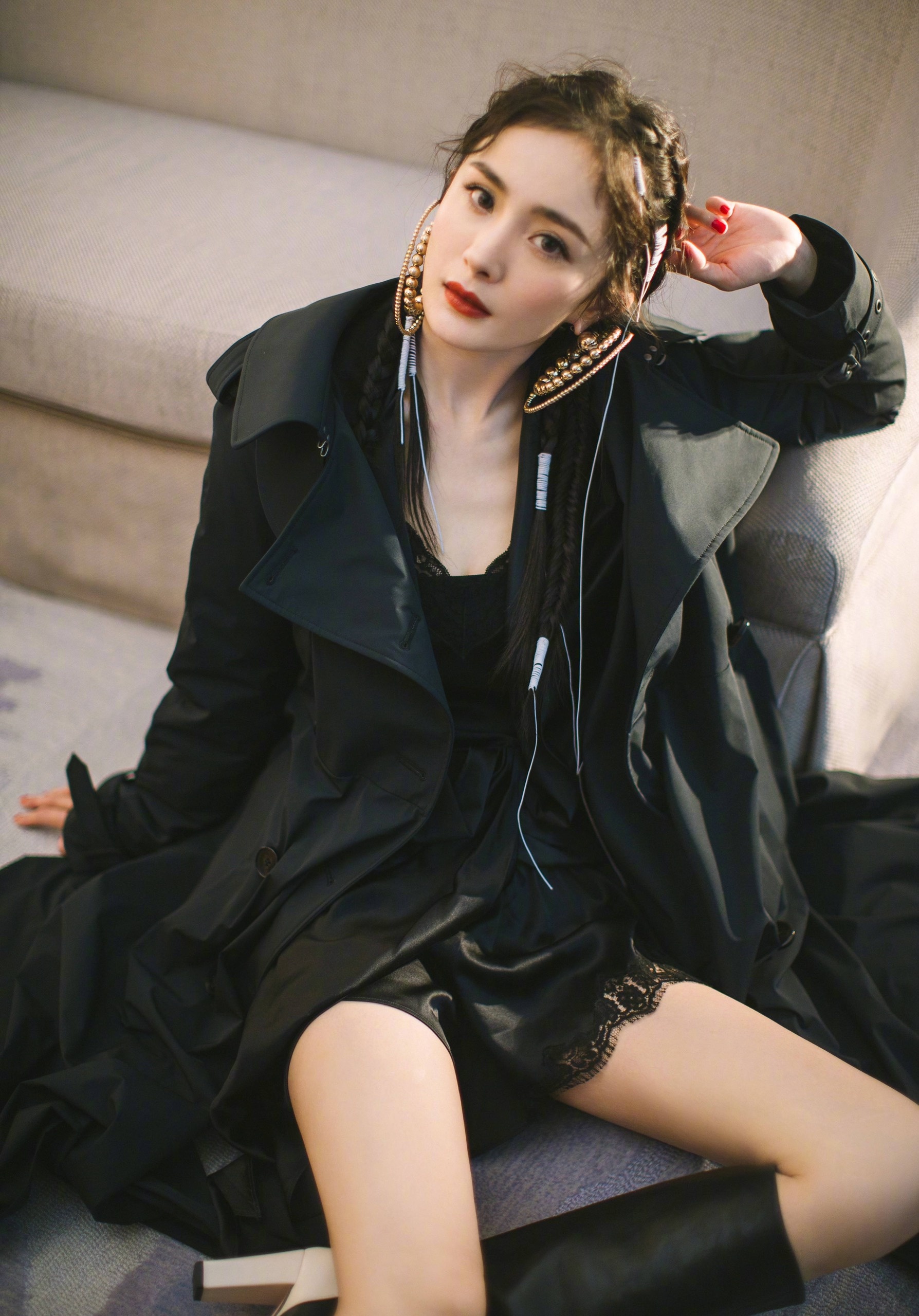 Sao Hoa ngữ nổi bằng chiêu trò ảnh 4 Sao Hoa ngu noi bang chieu tro anh 4