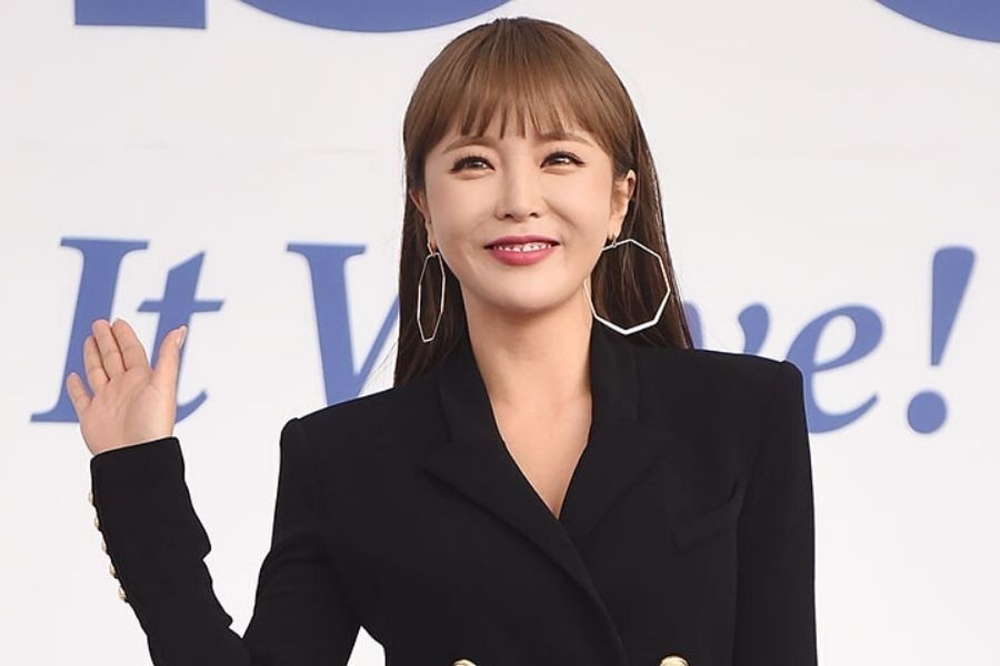 Hong Jin Young dao van anh 1