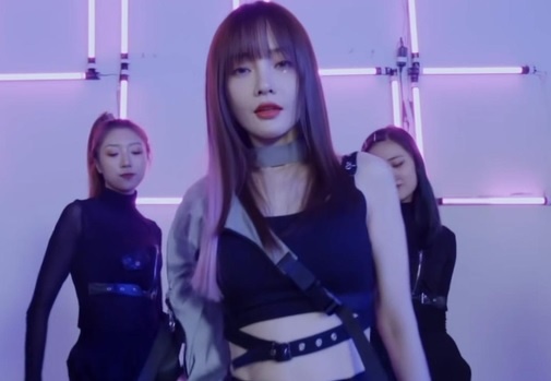 Ly Tieu Lo tai xuat showbiz voi vai tro ca si hinh anh