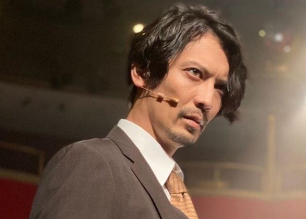 Tai tu Nhat Ban treo co tu tu hinh anh