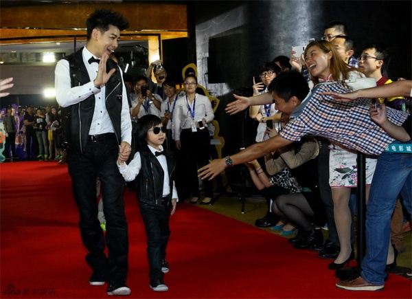 Sao nhi Trung Quoc bi loi dung the nao o game show truyen hinh? hinh anh