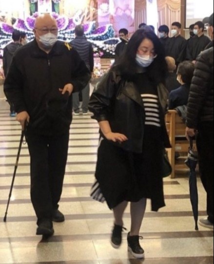 Suc khoe suy yeu cua Kim Sieu Quan anh 1