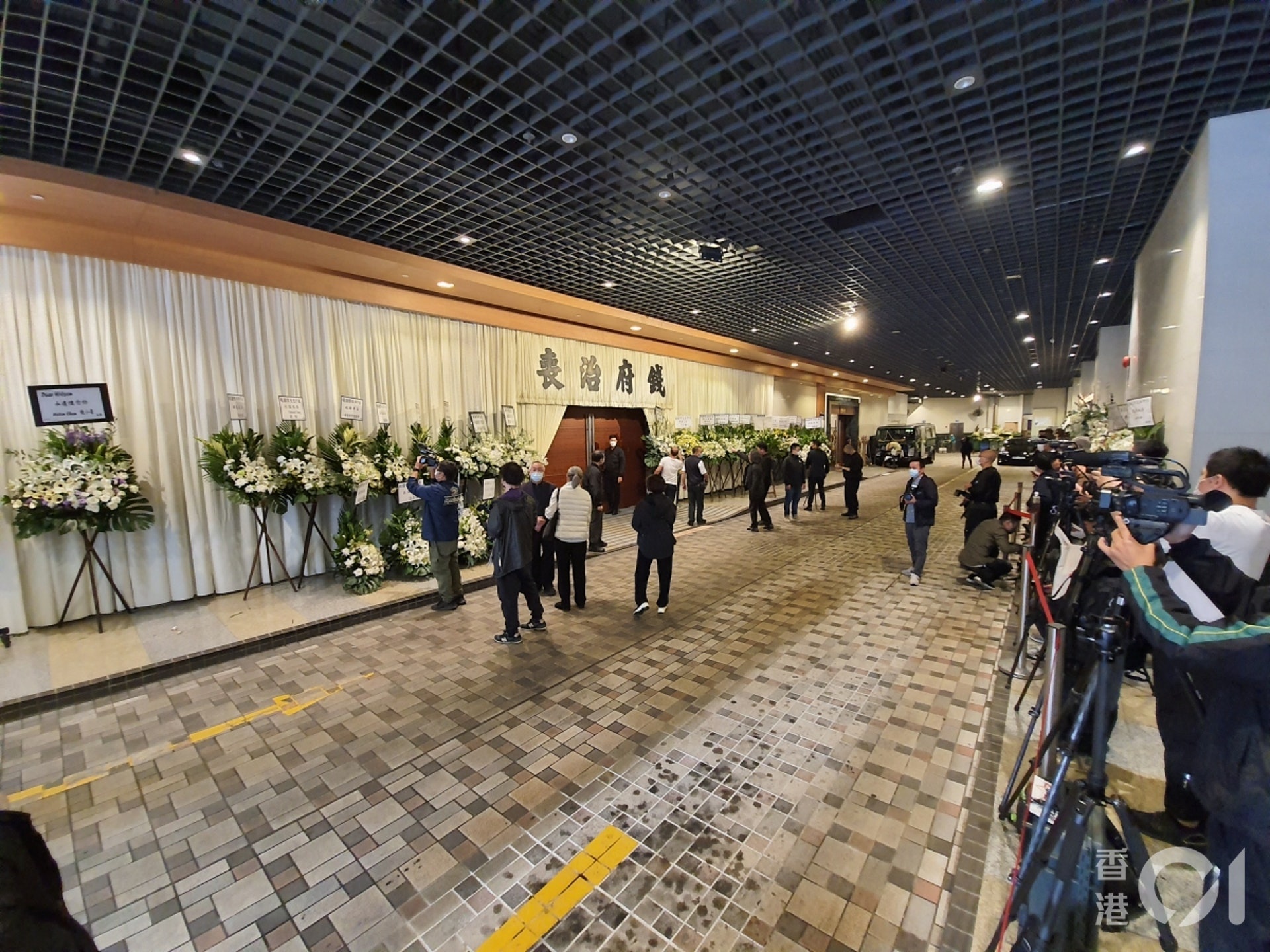 Le tang cua dao dien TVB Tien Quoc Vy anh 11