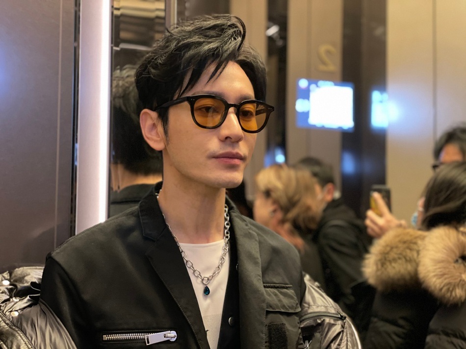 Huynh Hieu Minh, Co Thien Lac sa sut suc khoe the nao khi ep can? hinh anh