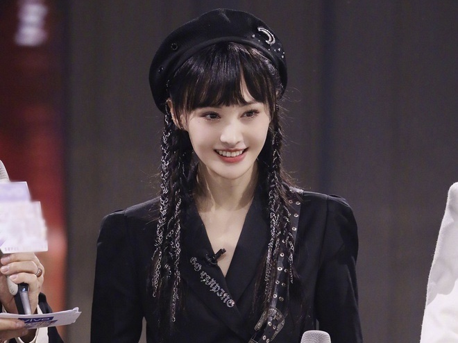 Trinh Sang bo show sau phat ngon kem duyen tren song truyen hinh hinh anh
