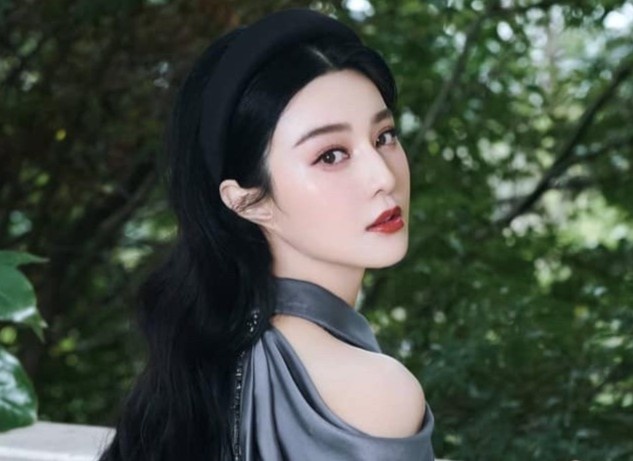 Pham Bang Bang bi go bo hinh anh tren tap chi hinh anh