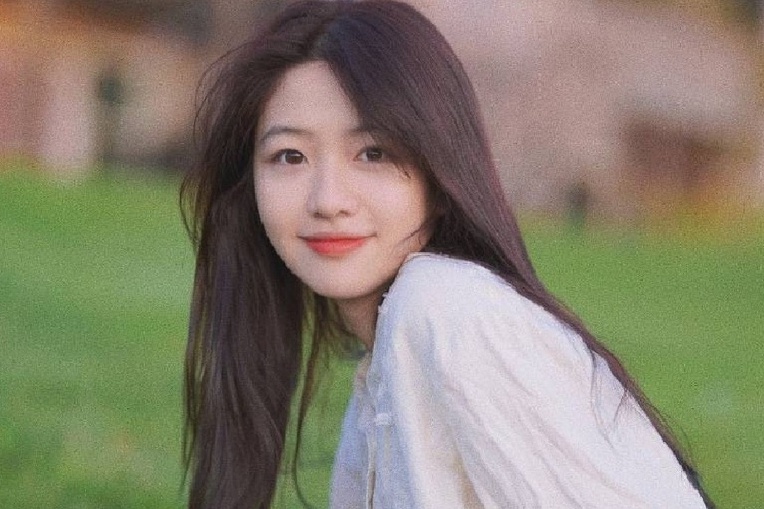 Nang tho 19 tuoi cua man anh Trung Quoc hinh anh