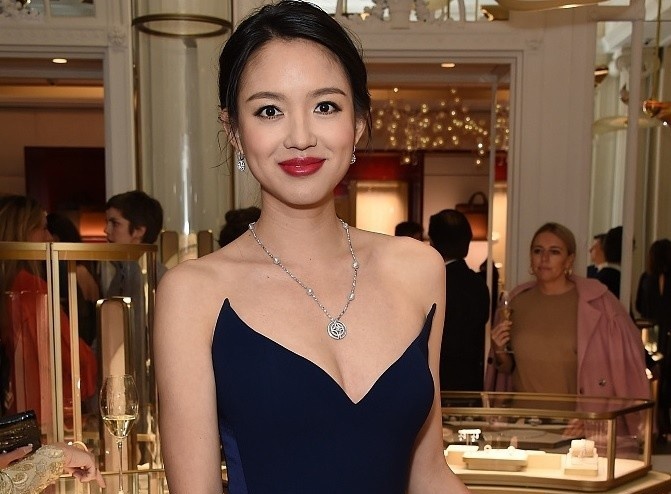 Doi doi lap cua Hoa hau The gioi Truong Tu Lam va Vu Van Ha hinh anh