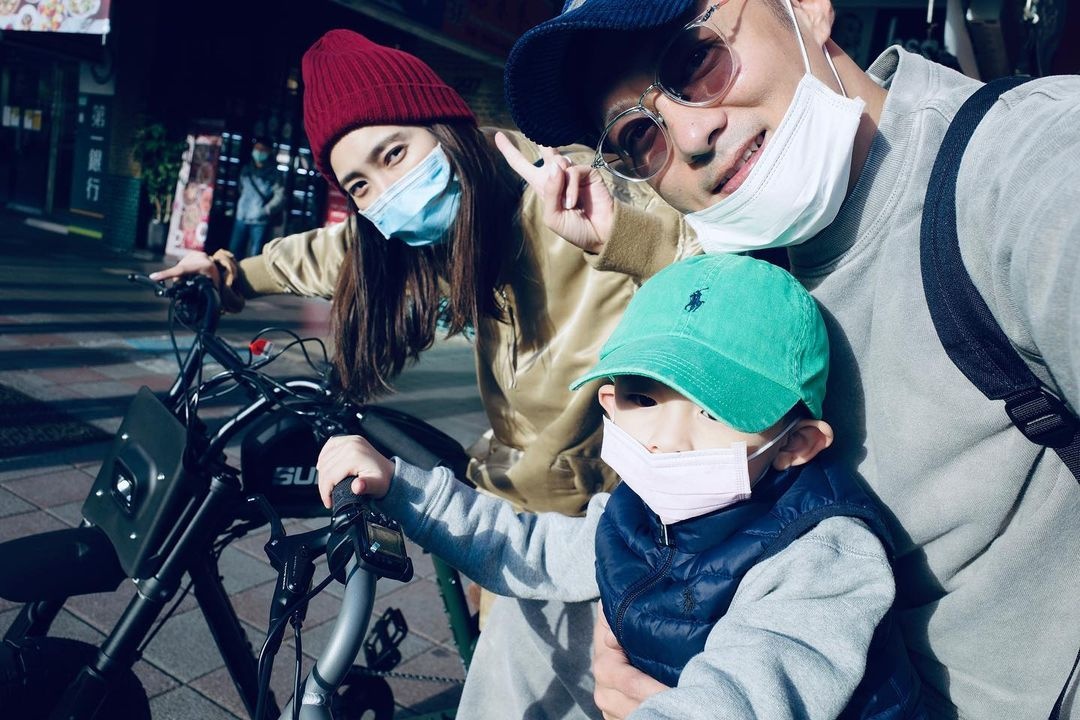 Hon nhan cua Du Van Lac va thien kim ty phu anh 1