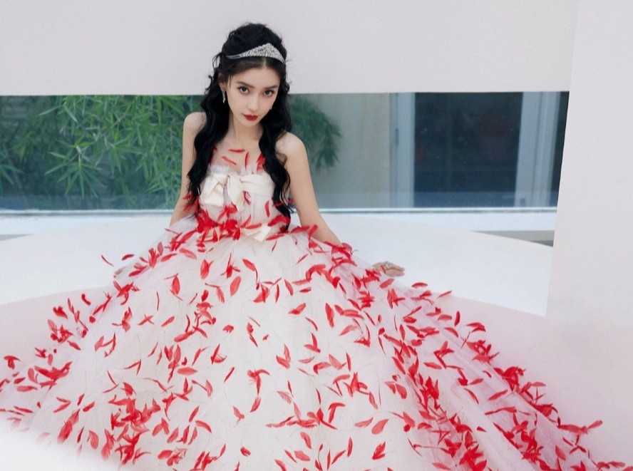 Hon nhan tai tieng cua Huynh Hieu Minh va Angelababy anh 1