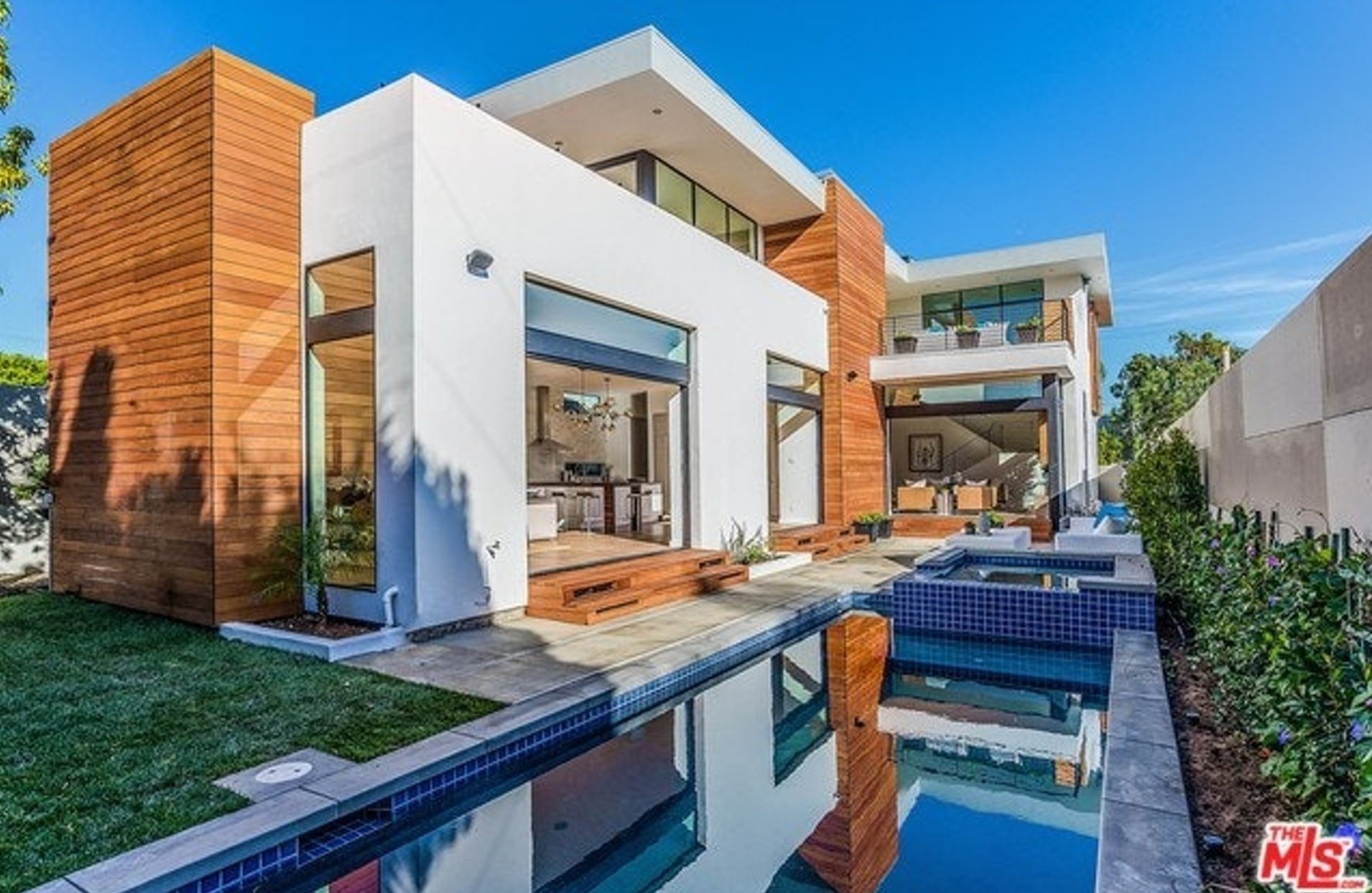 Cuoc song cua Tran Quan Hy anh 3