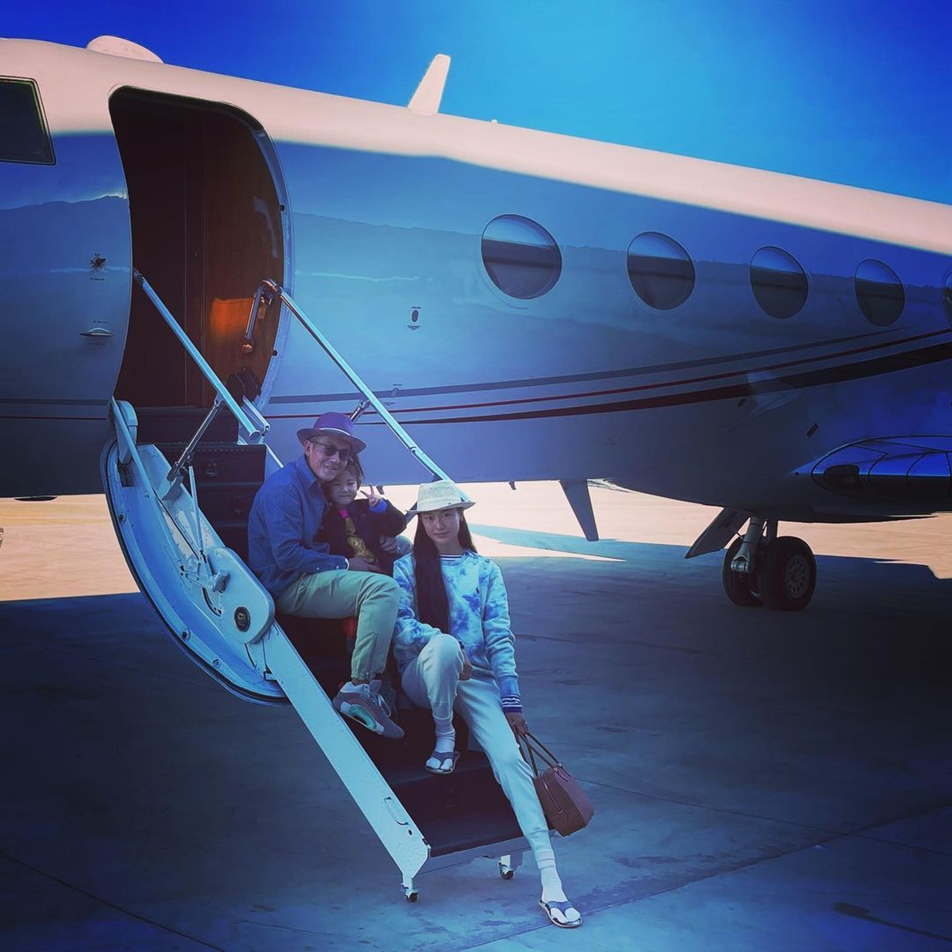 Cuoc song cua Tran Quan Hy anh 2