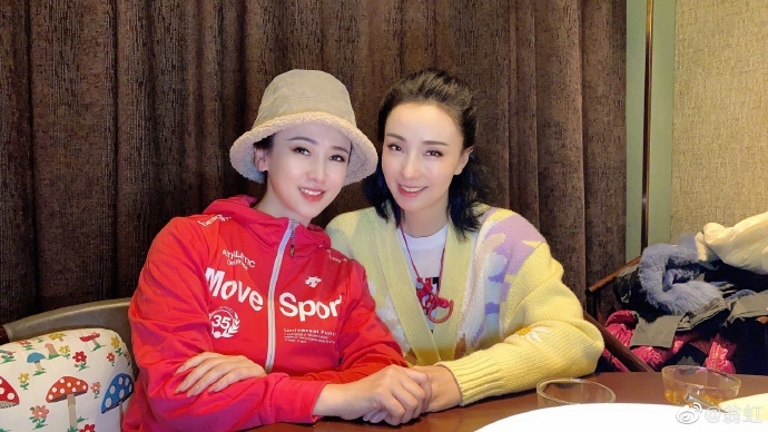 Ong Hong va Dao Hong anh 1