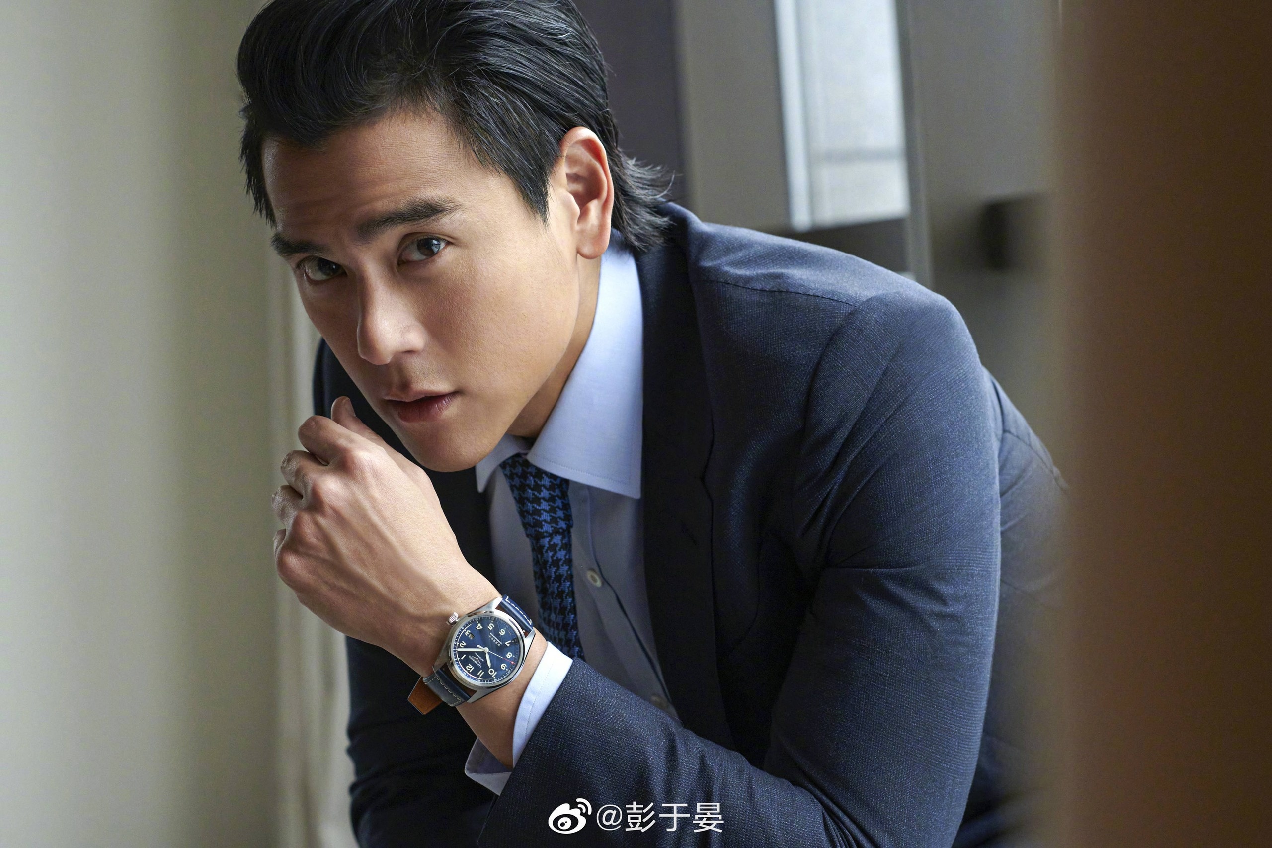 Ngoai hinh dien trai cua Banh Vu Yen anh 2