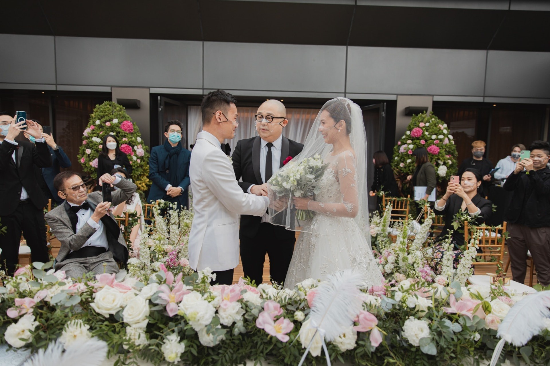 Hon le cua A hau Hong Kong Chu Tue Man anh 1