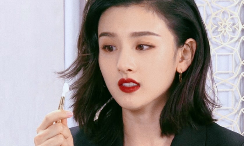 Nhan sac cua Tong To Nhi trong anh chua chinh sua hinh anh