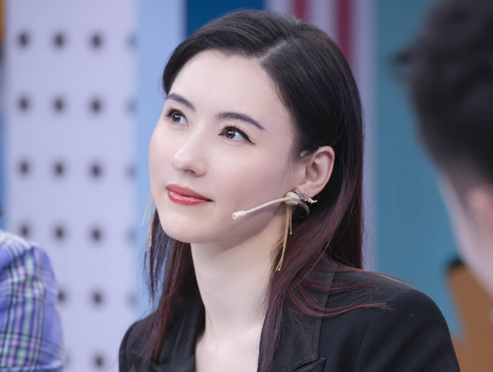 Truong Ba Chi duoc khen ve ngoai hinh hinh anh