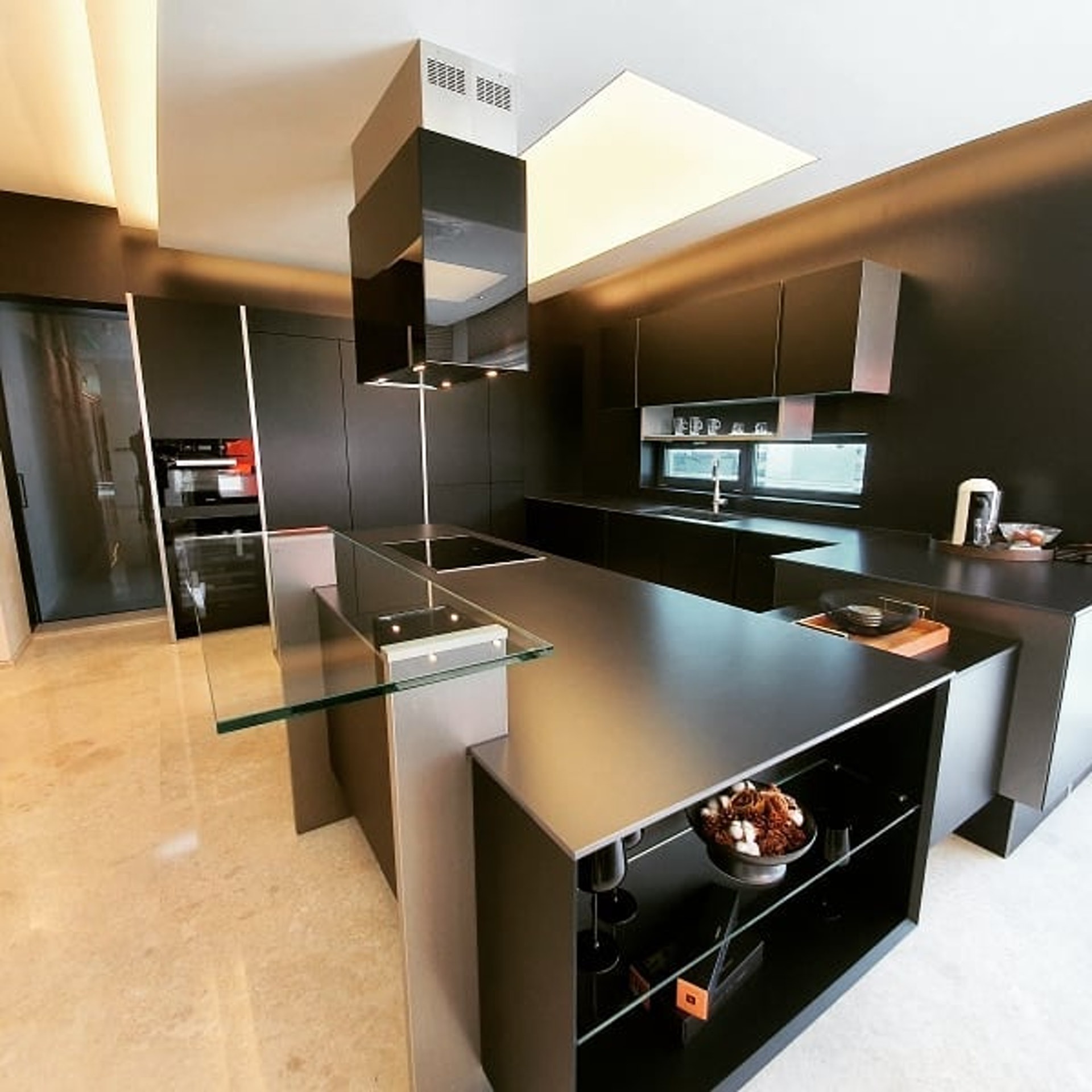 Can ho 4, 3 trieu USD cua Hyun Bin anh 3