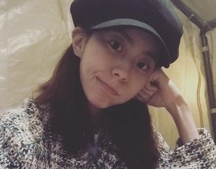 Nu ca si UEE tang can tro lai sau khi mac chung roi loan an uong hinh anh