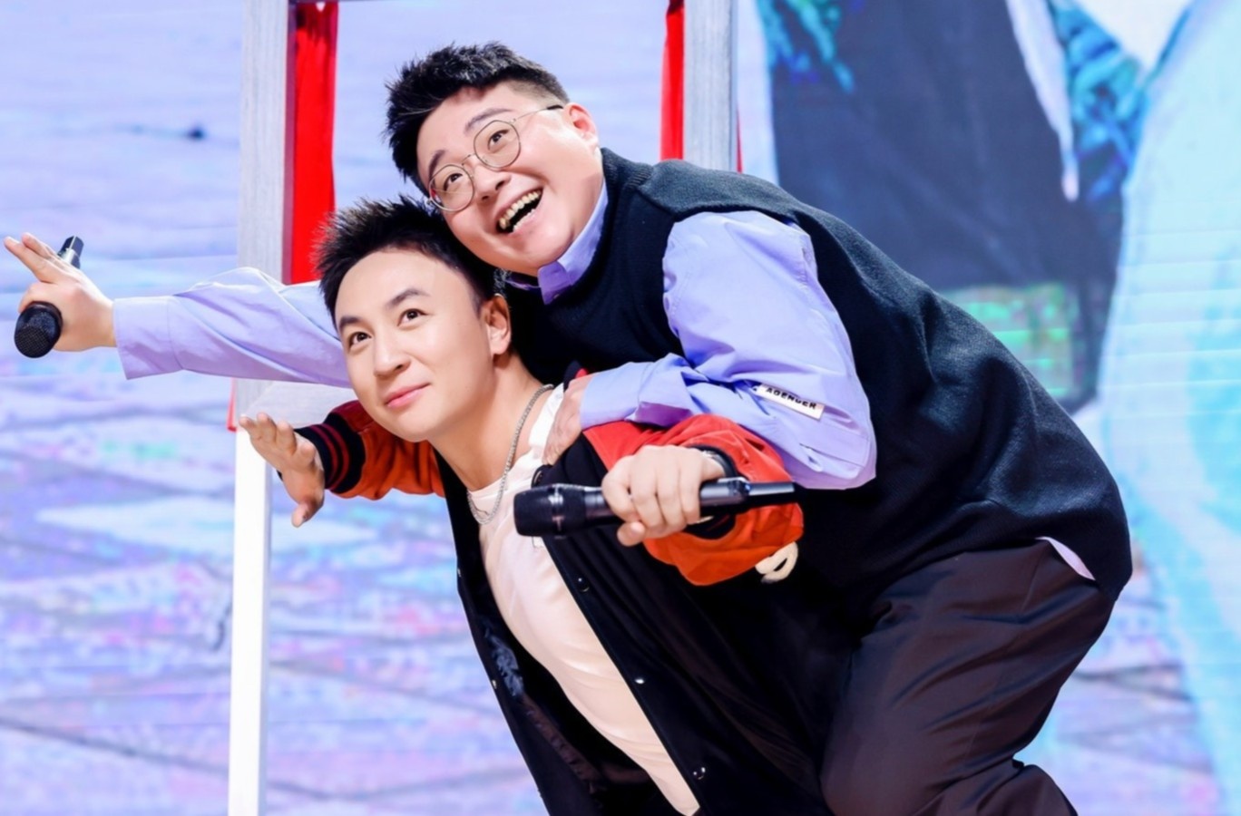 Thich Tieu Long va Hac Thieu Van gap go sau 27 nam hinh anh