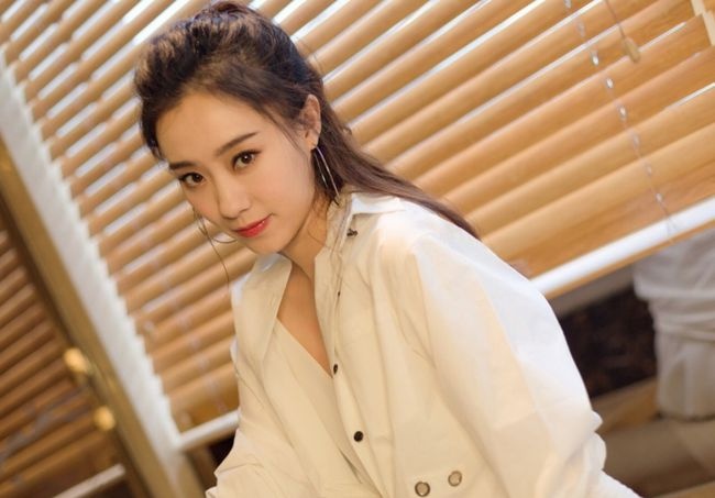 Giai nhan Trung Quoc bong noi tieng sau 15 nam hinh anh