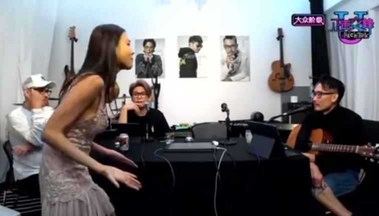 Ly Nguyen Linh bi tay chay anh 1