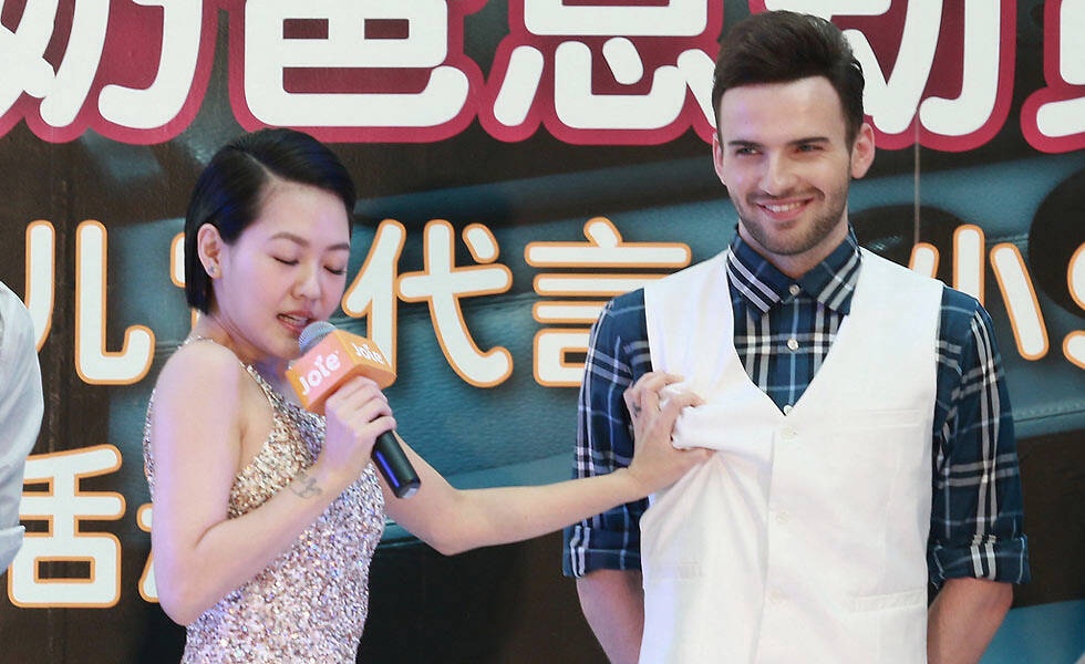 Show truyen hinh Trung Quoc phan cam anh 5