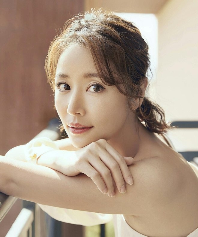 Sao Hoa ngu dong thieu nu thanh nien anh 6