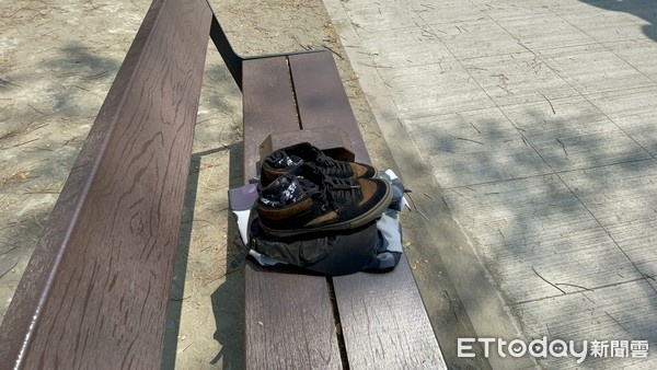 Ca si Dai Loan qua doi anh 2