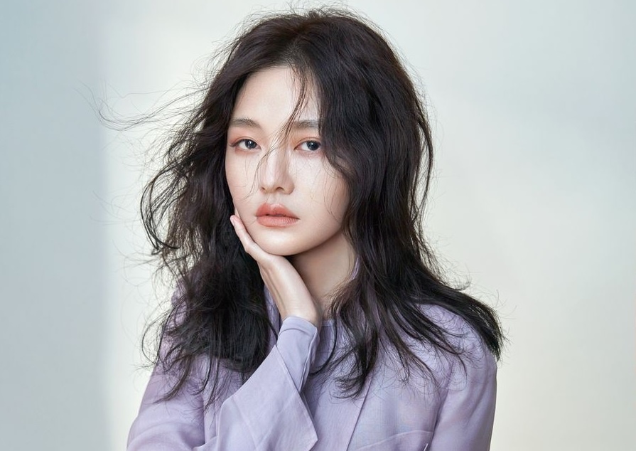 Noi xau ho cua sao Hoa ngu khi dong vai me anh 2