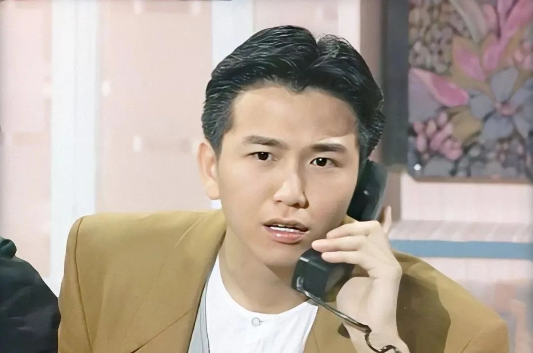 On Trieu Luan ban hang anh 2