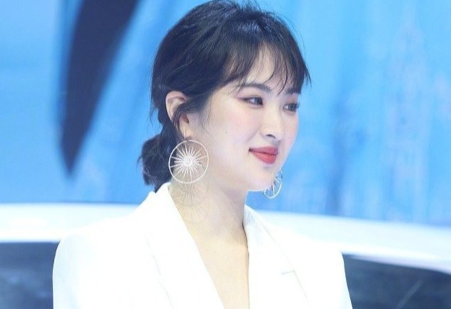 Anh chua chinh sua cua Dieu An Na hinh anh