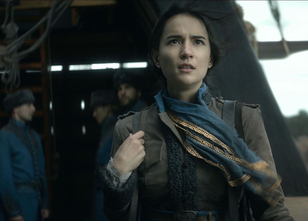 Jessie Mei Li trong Shadow and Bone anh 2