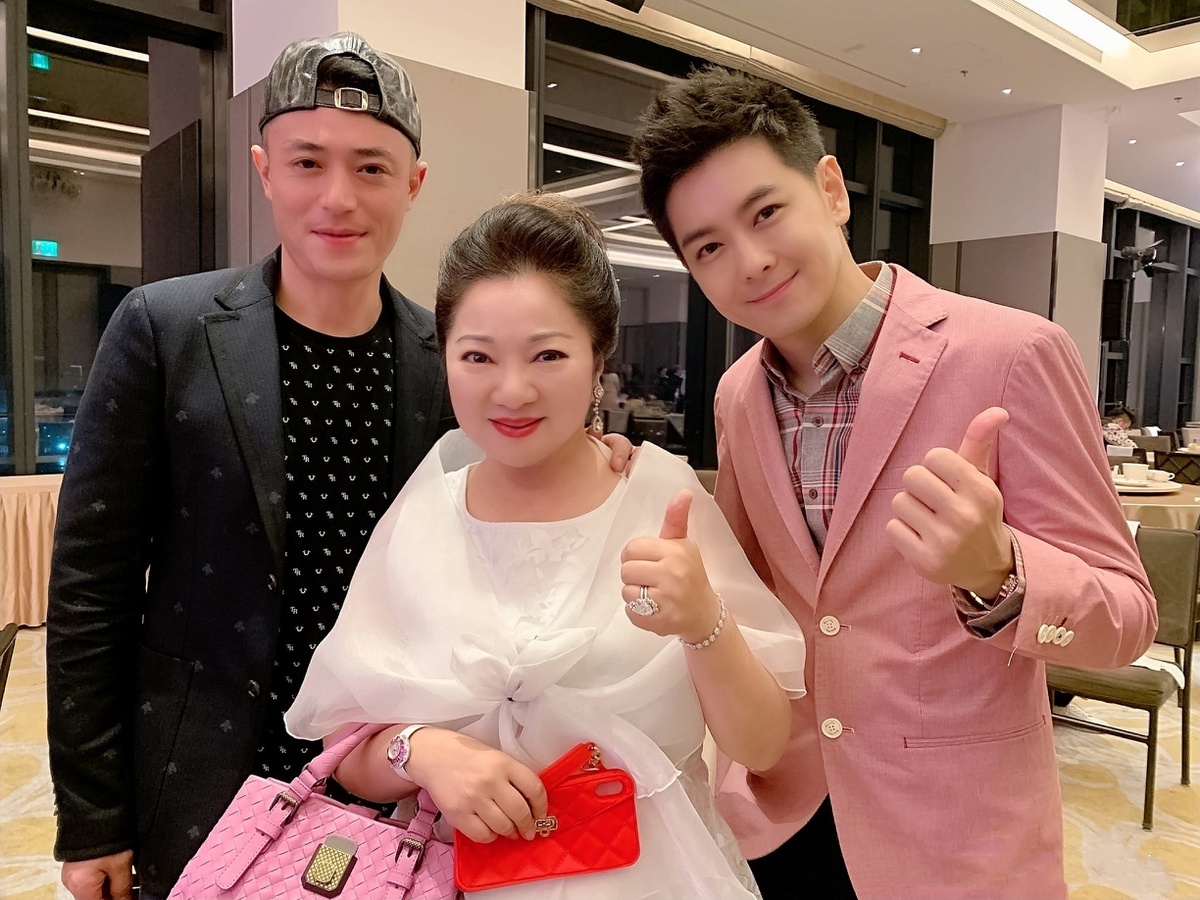 Lam Tam Nhu than thiet voi vo cua Lam Chi Dinh anh 2