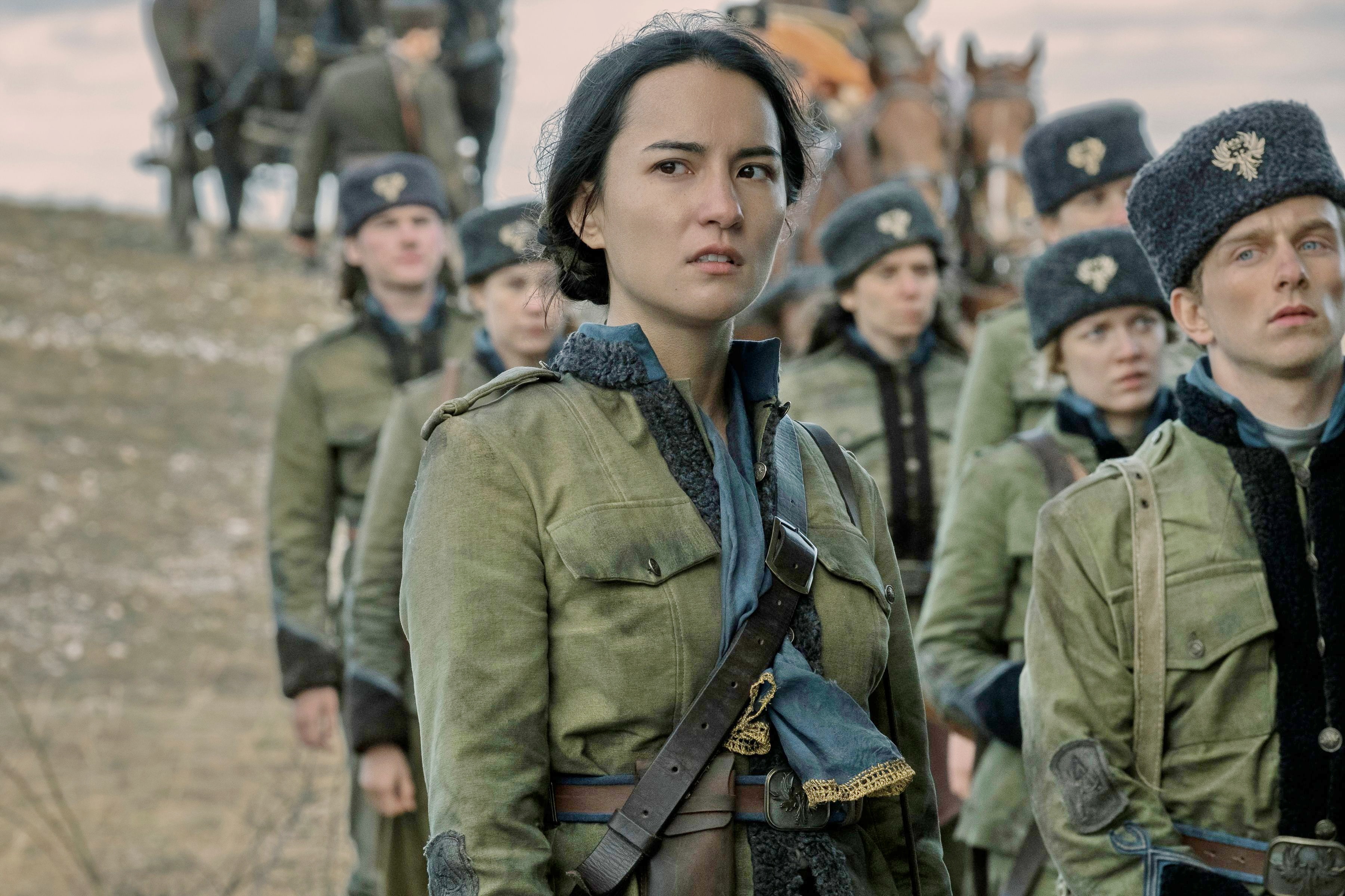 Jessie Mei Li trong Shadow and Bone anh 1