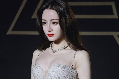 Hung than cua nghe si Trung Quoc hinh anh