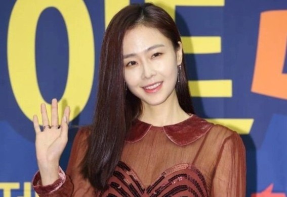 Nu dien vien Hong Soo Hyun sap ket hon hinh anh