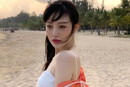 Ly Tieu Lo co ban trai moi? hinh anh