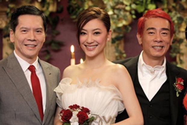 Tran Tieu Xuan ban vang mieng gia 1,5 USD va nan quang cao o showbiz hinh anh