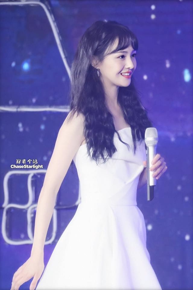 Trinh Sang va Truong Hang anh 1