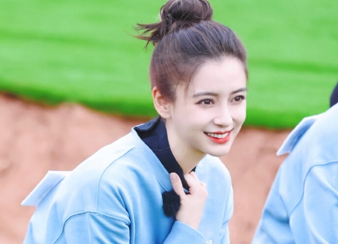 Angelababy phai roi show giai tri hinh anh